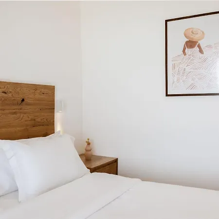 Aya Sofia Apartahotel 4*